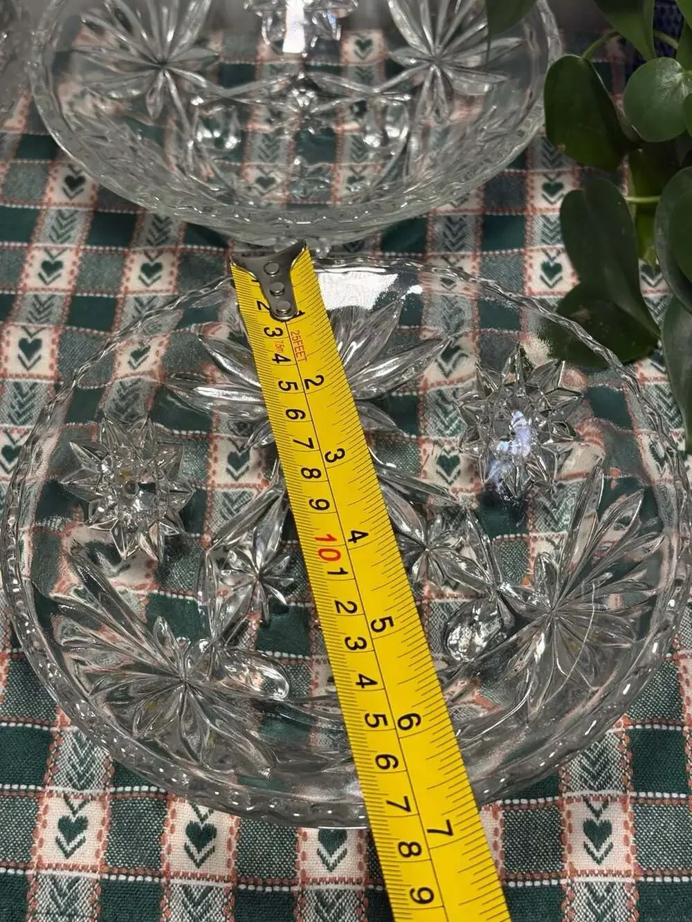 4 Vintage Anchor Hocking Early American Prescut (EAPC) Footed Clear Glass Bowls